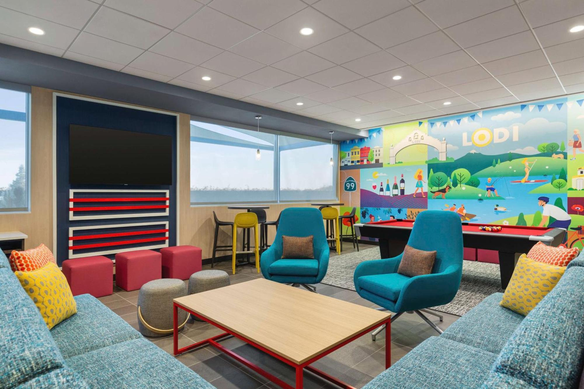 Tru By Hilton Lodi Hotel Exterior photo